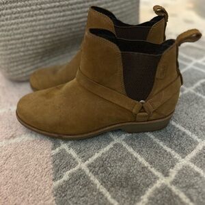 Women's Tan Ankle Boots